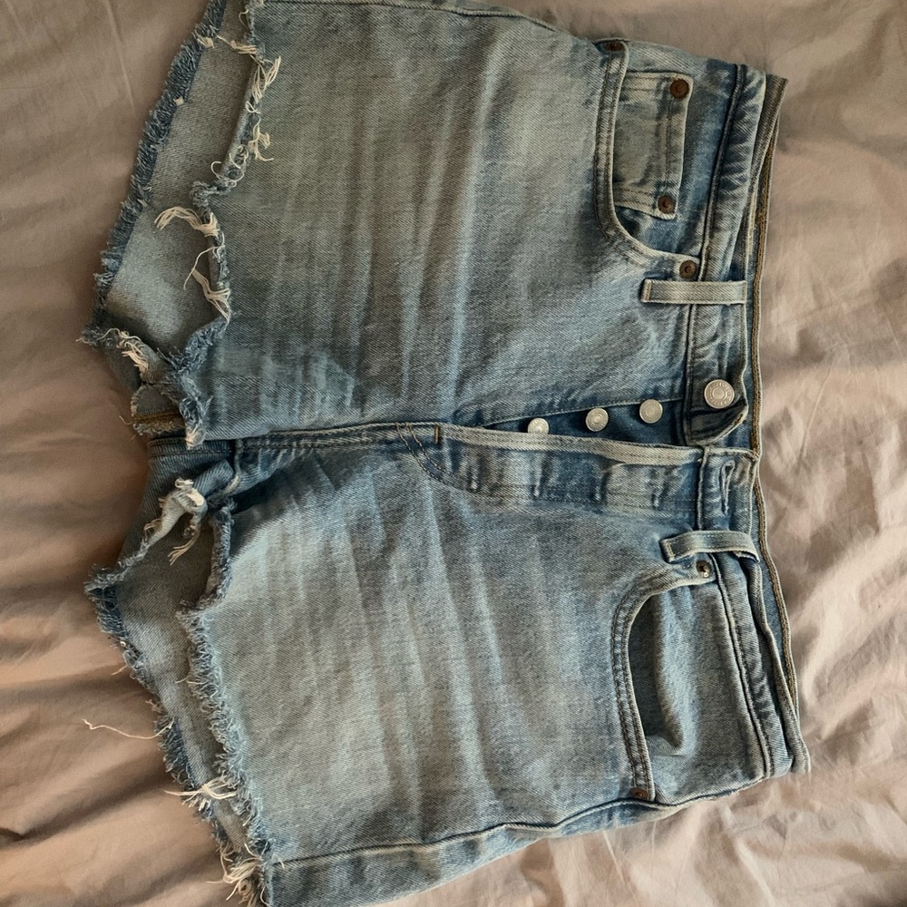 Levi’s 501 Skinny High-Waisted Distressed Denim Shorts